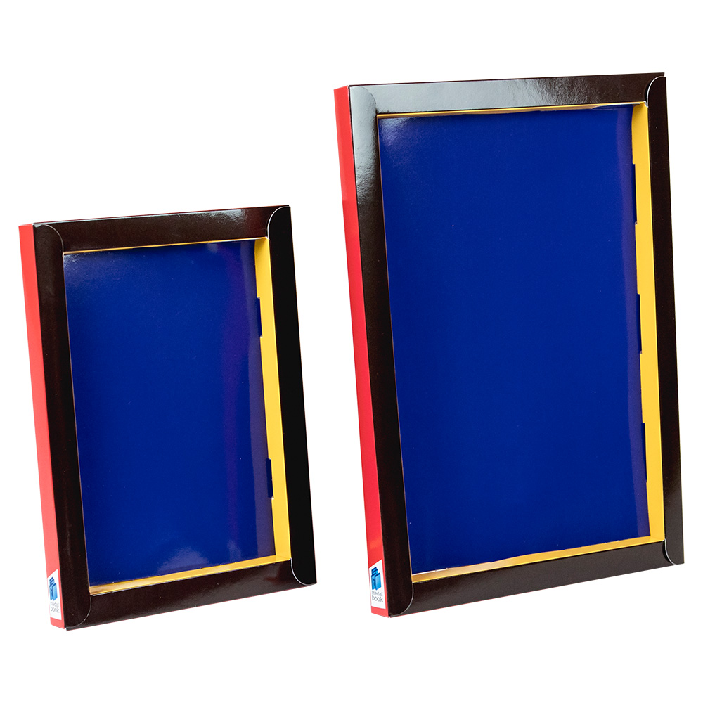 medal book red blue MBA 205